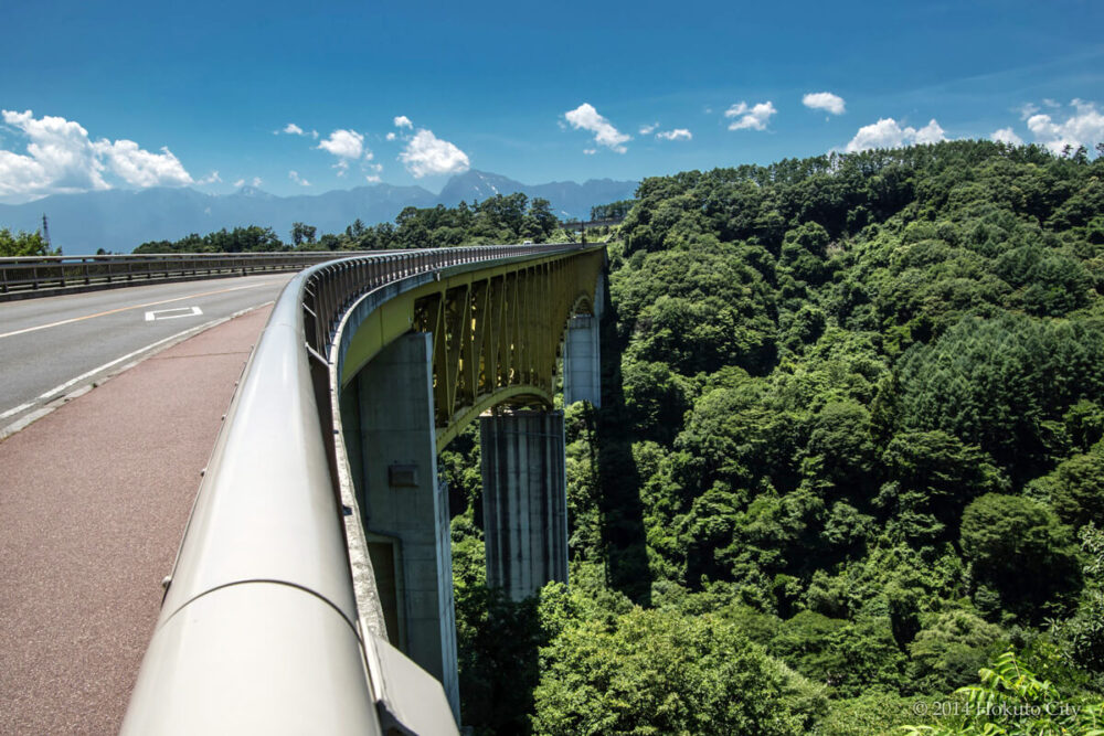 八ヶ岳高原大橋（やつがたけこうげんおおはし）